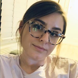 Meet your Posher, Elyce